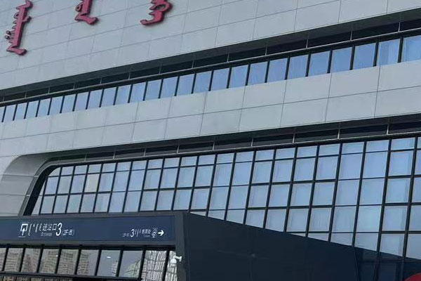 沈陽鋁單板制作加工中的常見問題及解決方案：提升產(chǎn)品質(zhì)量的關(guān)鍵因素